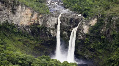 Cachoeira na Chapada dos Veadeiros (GO)